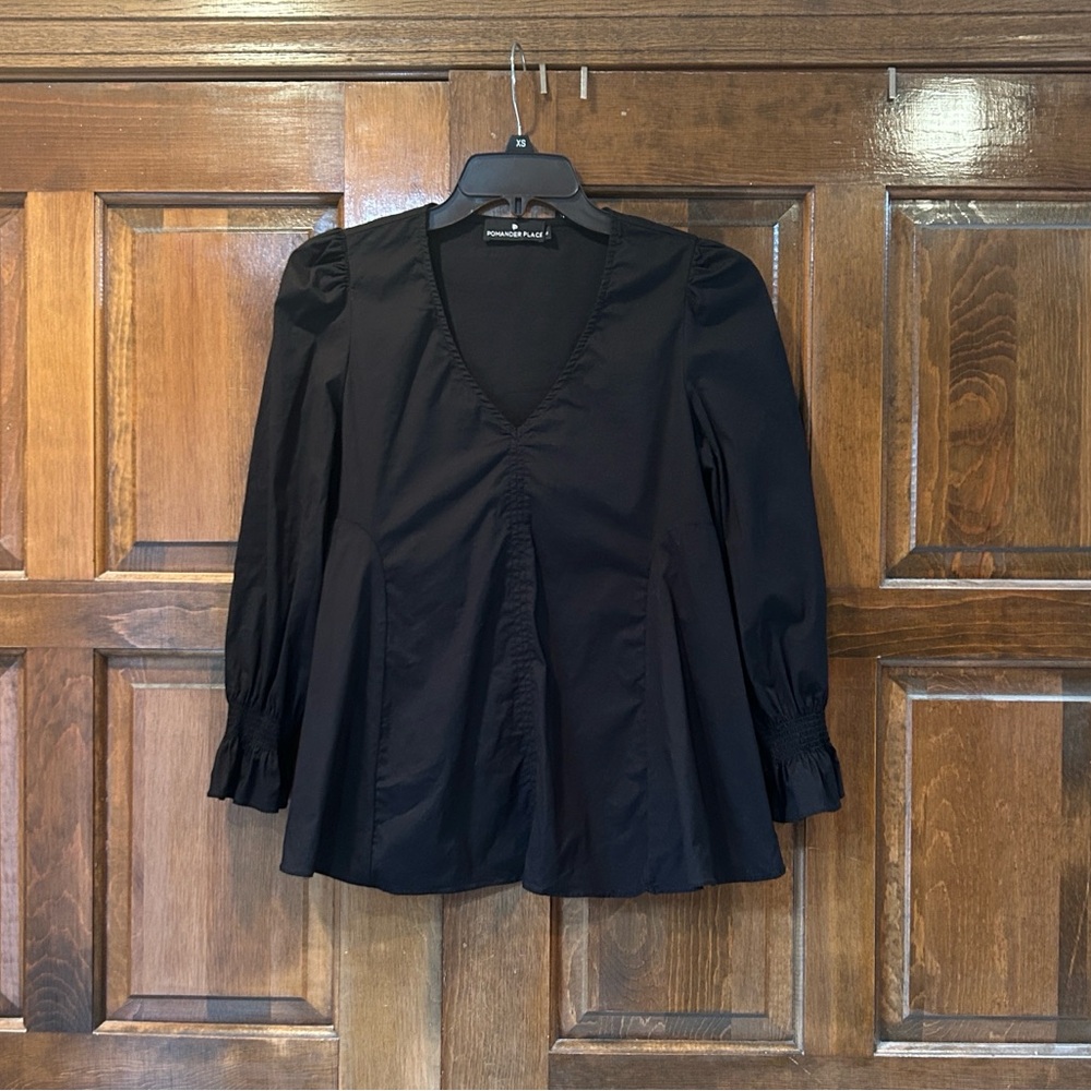 Pomander Place Tuckernuck Black Easton Blouse XS Ruffle Puff Sleeve Swing Top - Picture 2 of 10